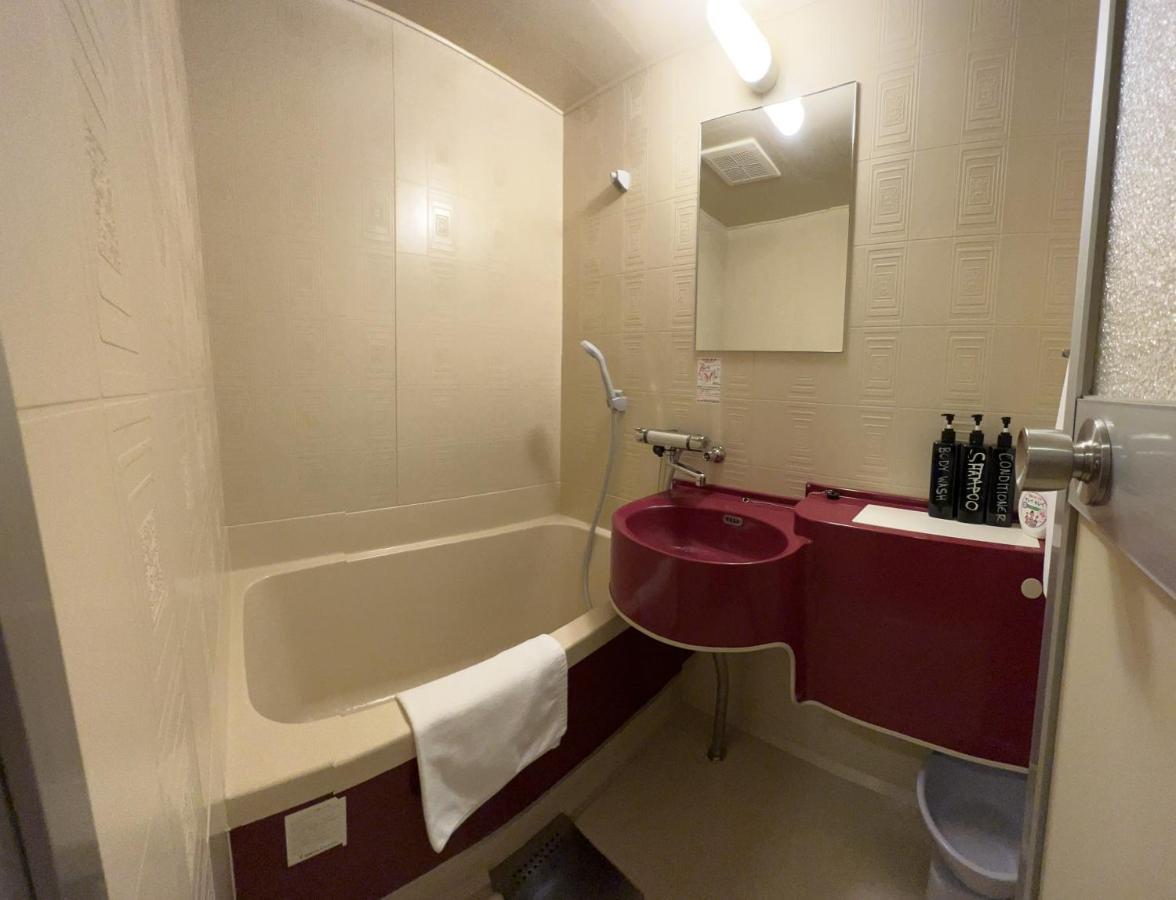 Chalet Banff - 6 Bedroom 6 Bathroom Ski Lodge Нисэко Экстерьер фото
